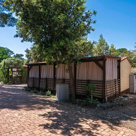 Marino Mobile Home, Camp Soline Campingplads