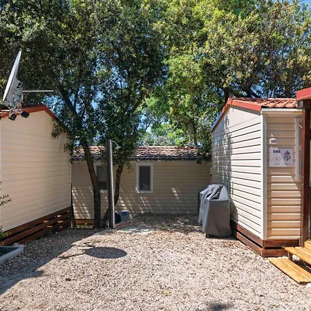 Campingplads Marino Mobile Home, Camp Soline Biograd Na Moru