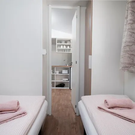 Marino Mobile Home, Camp Soline Campingplatz