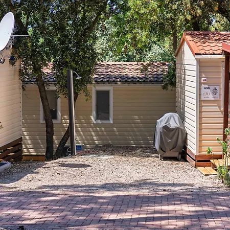 Marino Mobile Home, Camp Soline Campingplatz