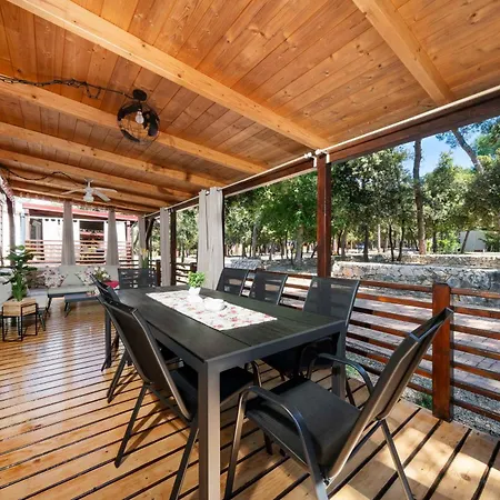 Marino Mobile Home, Camp Soline Kemping *