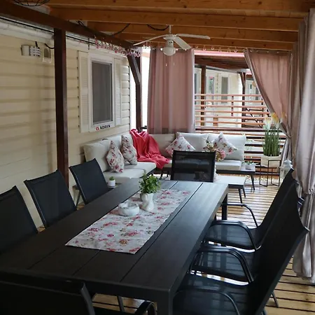 Marino Mobile Home, Camp Soline Кемпинг
