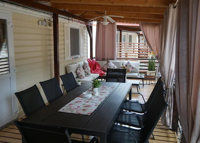 Marino Mobile Home, Camp Soline Кемпинг